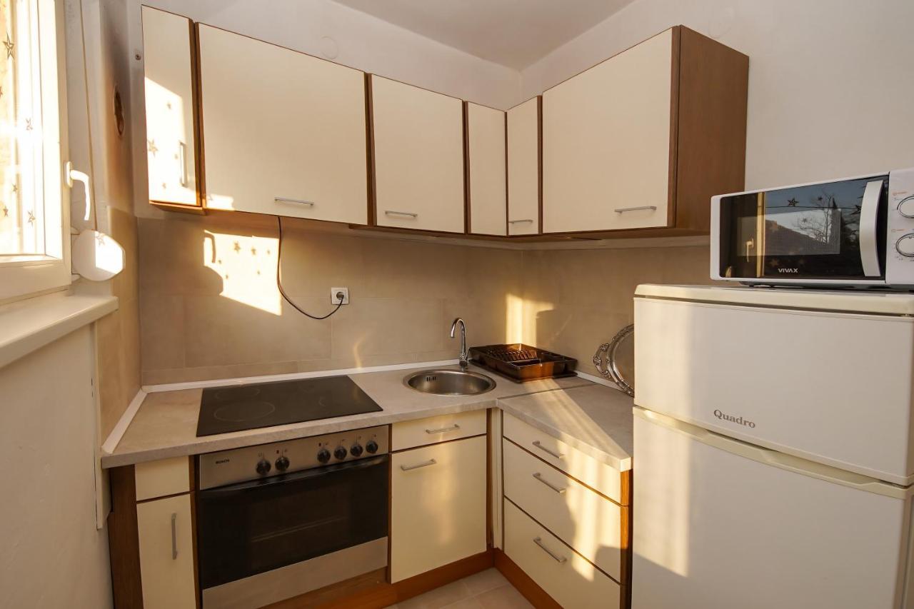 Apartment Ajdukovic Vodice Exterior foto